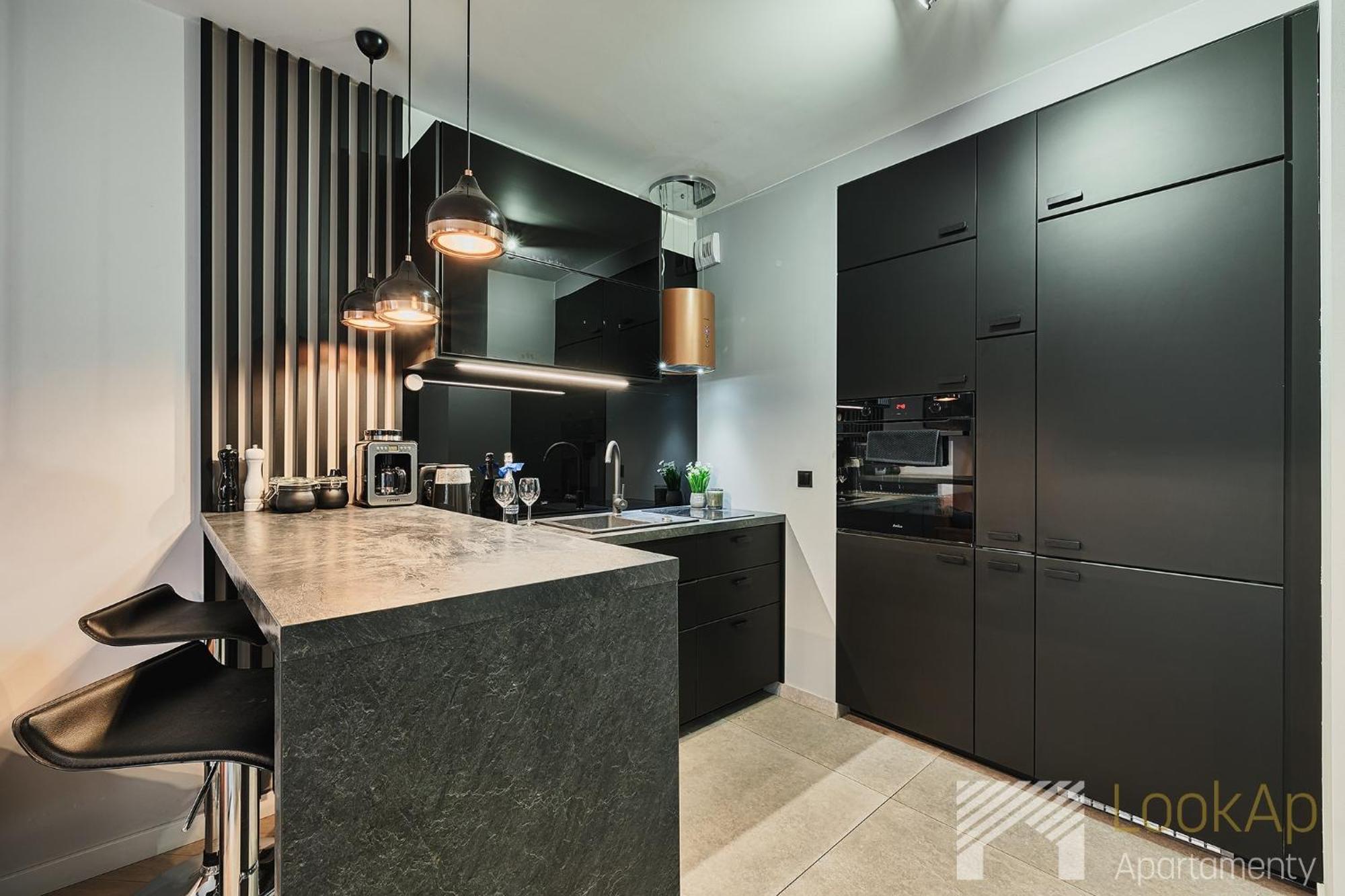Fuzja Black&White By Lookap Lodz  Luaran gambar